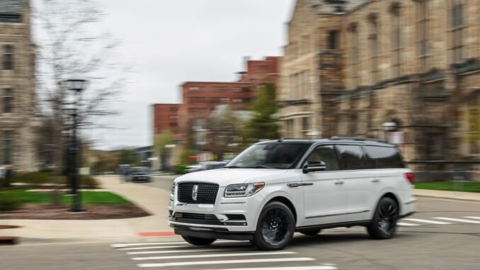 The New 2021 Navigator Black Label goes dark with special edition